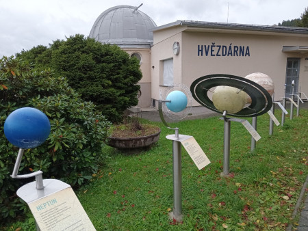 Návštěva Hvězdárny Vsetín – Planety sluneční soustavy a pohyby Země